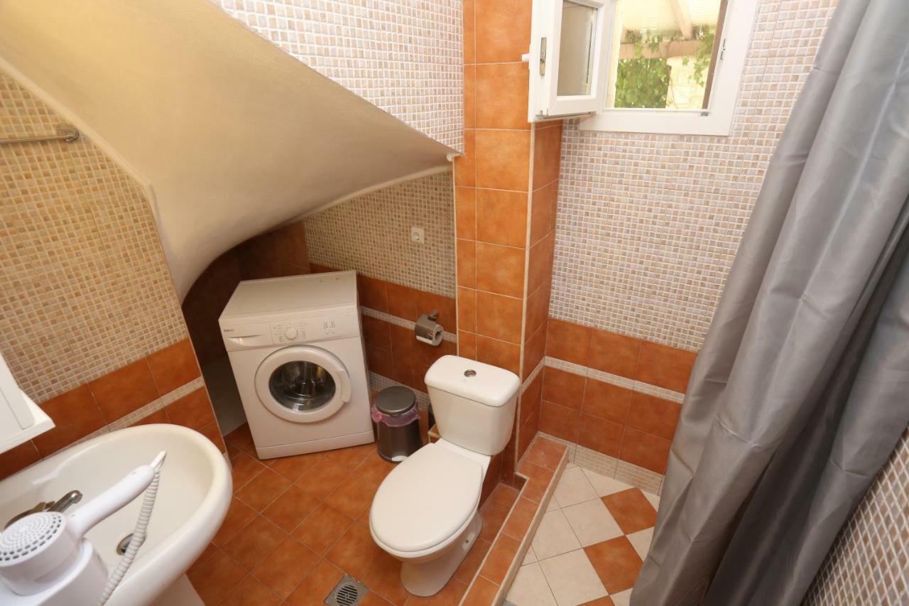 Villa Argo 3 - Beachfront, Big Gardens, Location! بيفكوهوري المظهر الخارجي الصورة